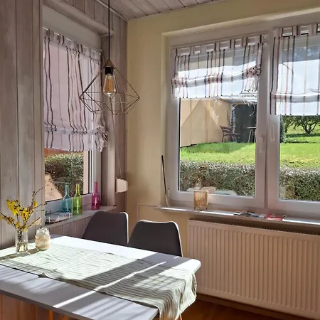 Auf Der Ried26 - Frisch Renoviertes, Charmantes Familien-appartement Mit 3 Schlafraeumen